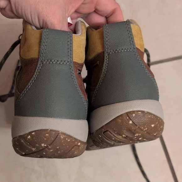 SOLD NEW Dansko Pine Posy Leather Hiking Boot Vibram Sole Size US 8.5 EU 39 - Picture 10 of 12